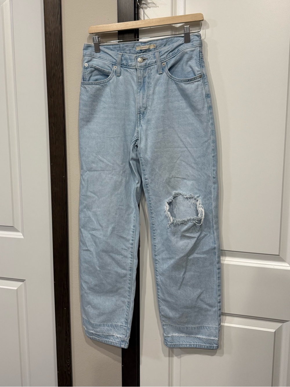 Levi’s ‘94 baggy jeans